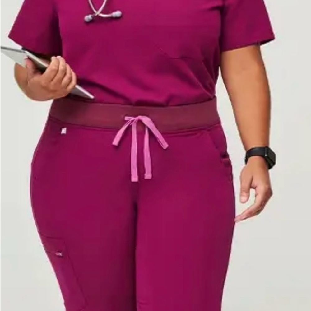 Figs XL Petite Zamora joggers in magenta NWT